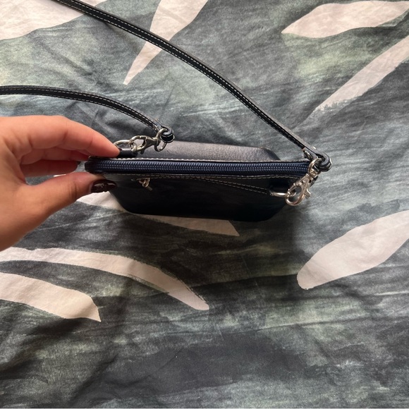 VERA PELLE Navy Blue Small Medium Leather CrossBody Bag Purse Silver Hardware - Picture 6 of 15